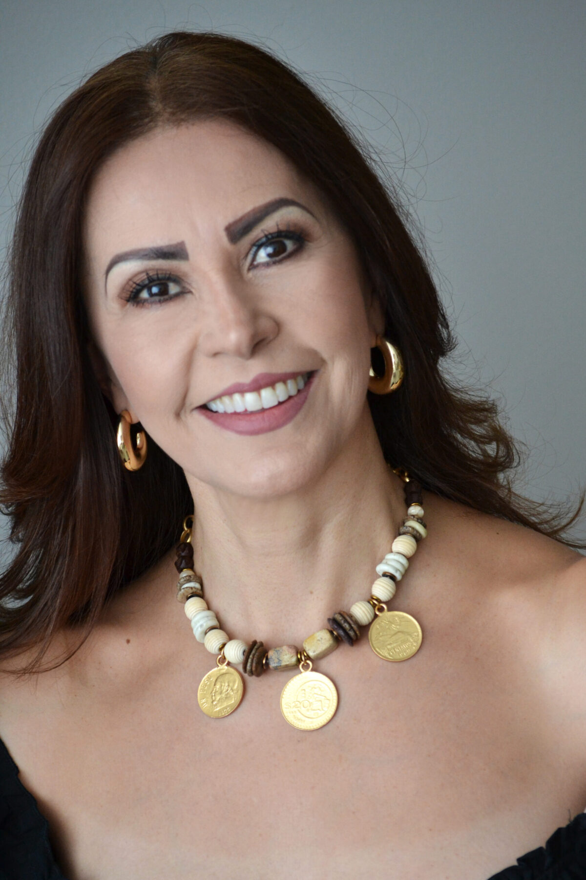 Collar Madera & Monedas