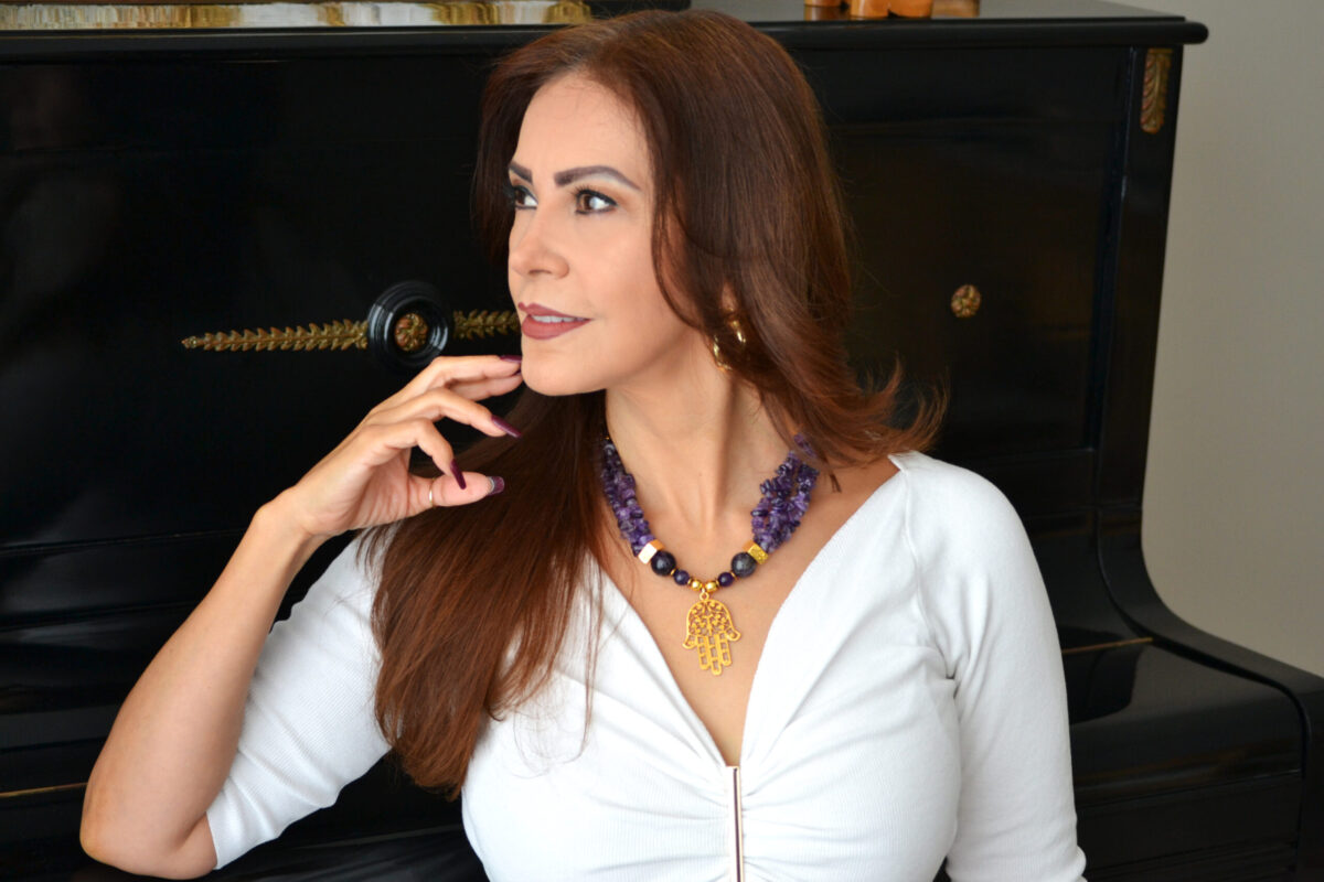 Collar Amatista & Mano